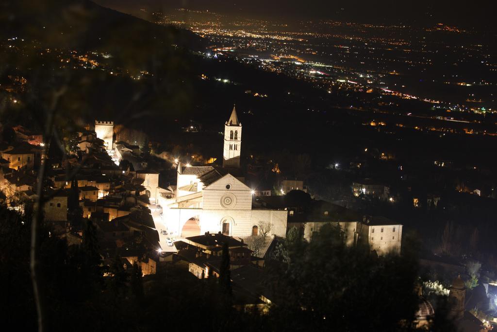 Magnifica Luxury Suites Assisi Exteriör bild